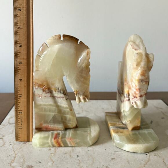 Vintage Horse Head Bookends Carved Onyx Marble Academia MCM Chess Knight PAIR - Picture 9 of 11